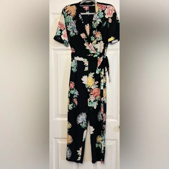 💐 ZARA Floral Jumpsuit - Tie Waist - Picture 4 of 8